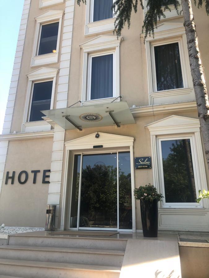 Soleo Hotel Тирана Екстер'єр фото